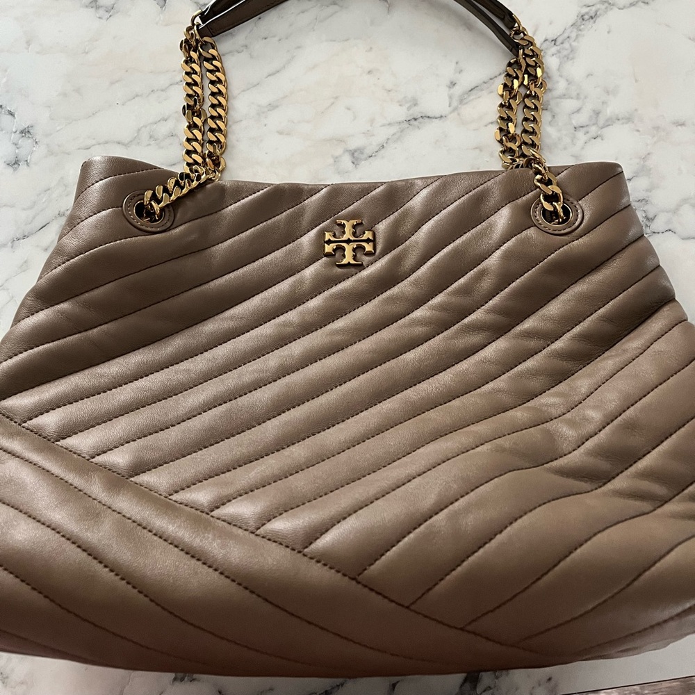Tory Burch Kira Chevron Tote